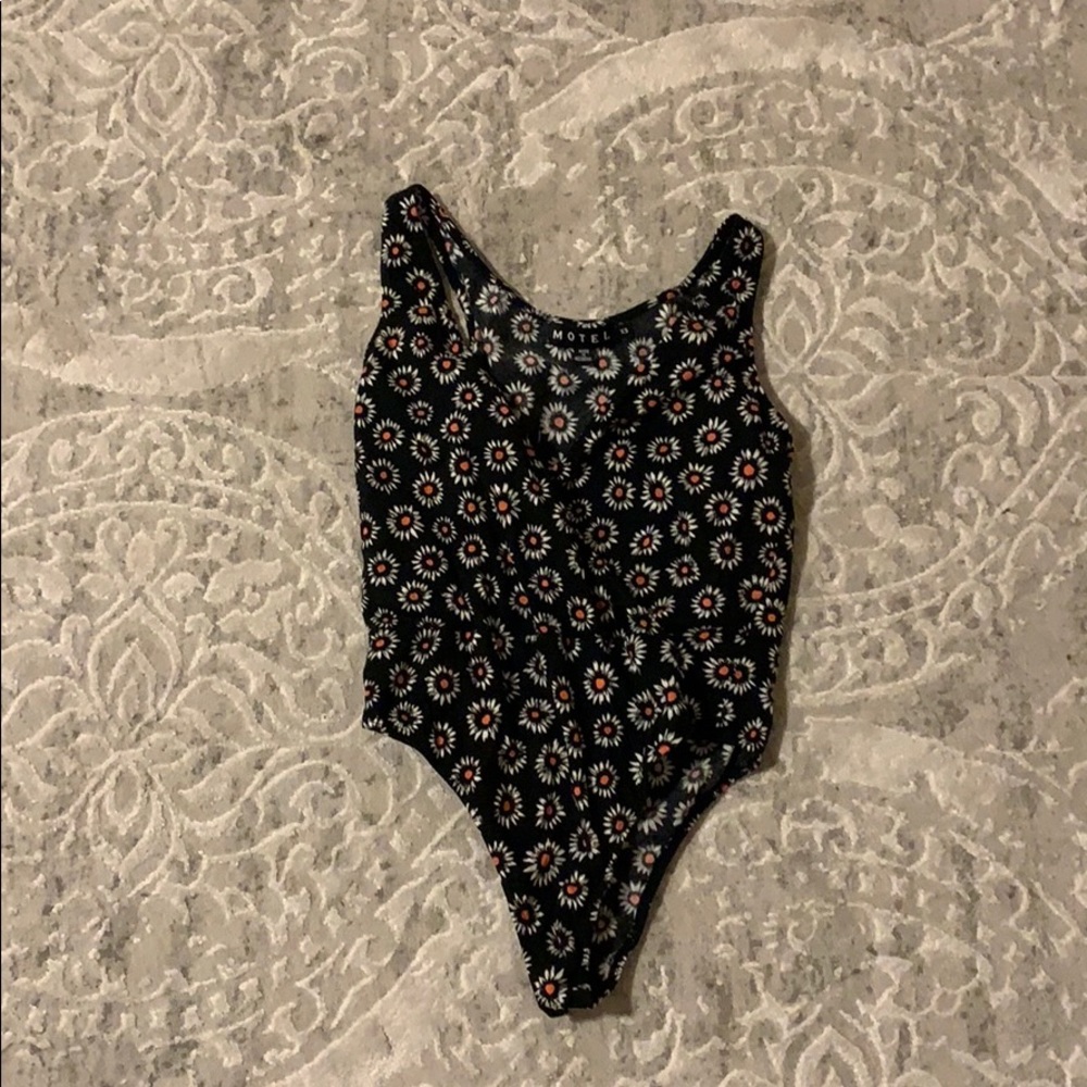 princess polly floral bodysuit